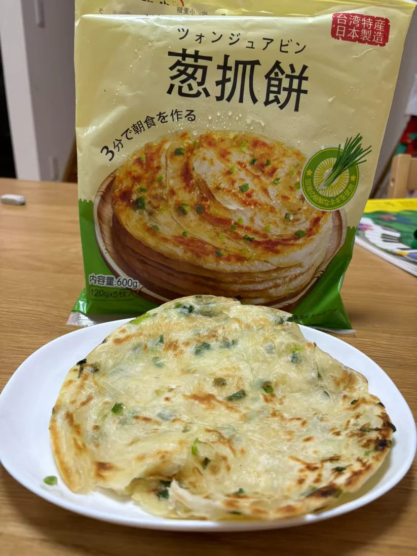 葱油饼 生的 5个入 500g 葱花饼 葱抓餅 很多香葱 葱香味很足哦 非常好吃 日本做的 万家餅業