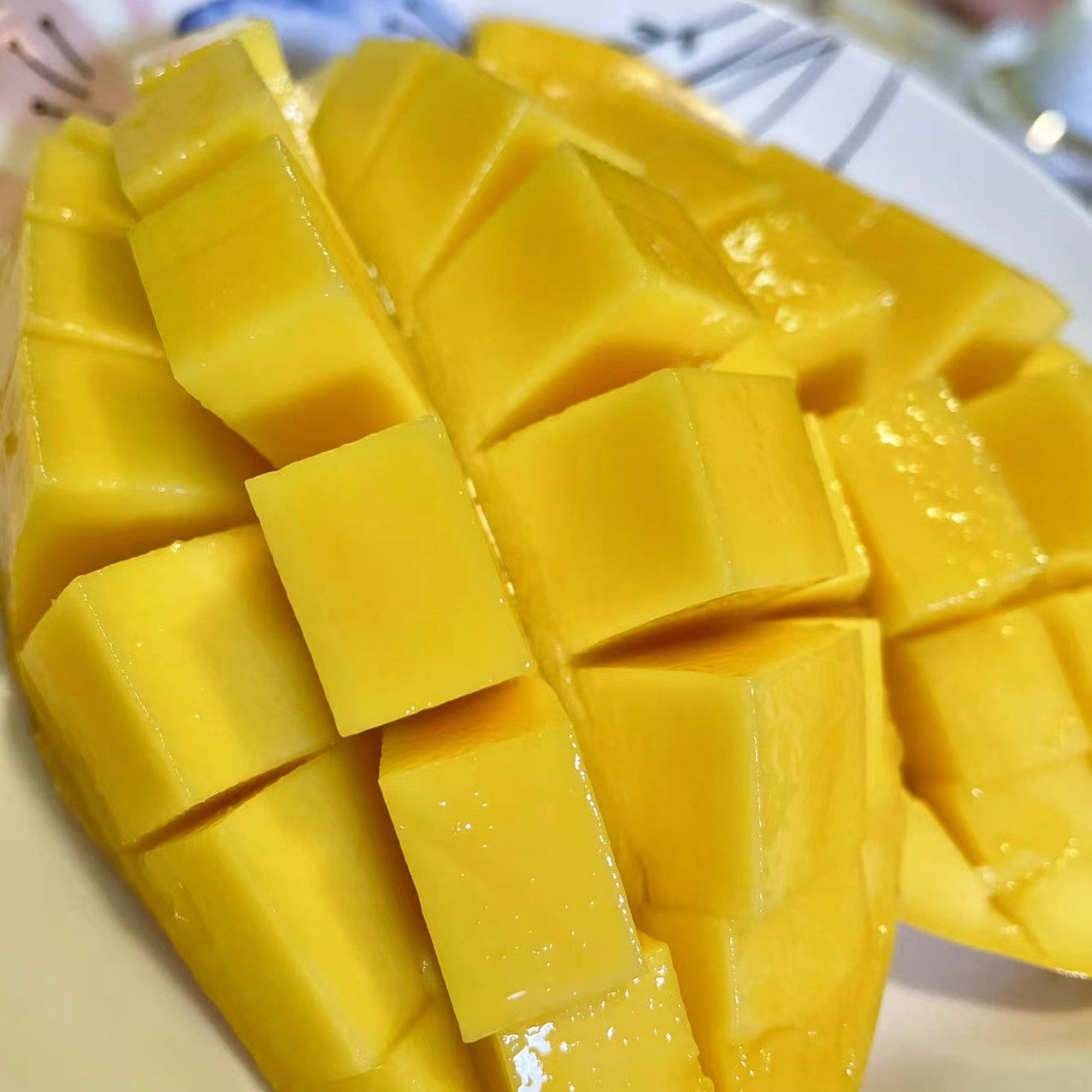 A预约 芒果 泰国金芒 一箱4.5公斤 大果12-14个 3.30号通过到日本的芒果