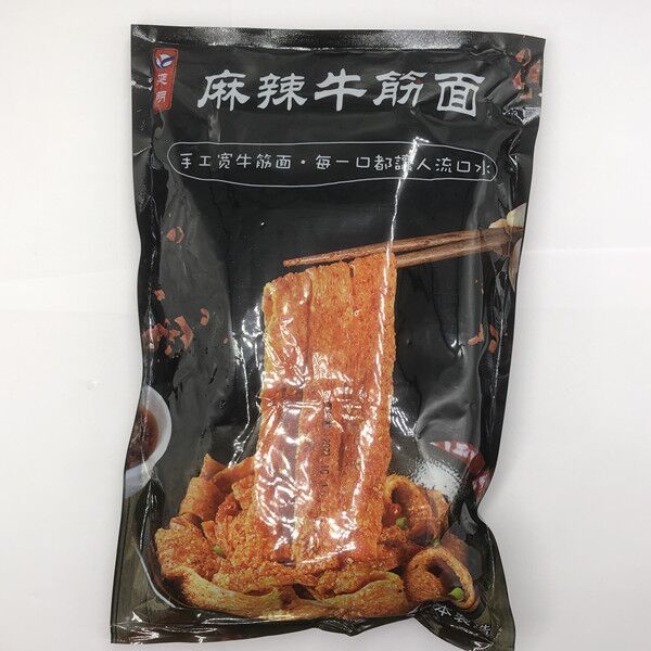 麻辣牛筋面 360g (帯調料) 請用涼水泡 日本国内加工