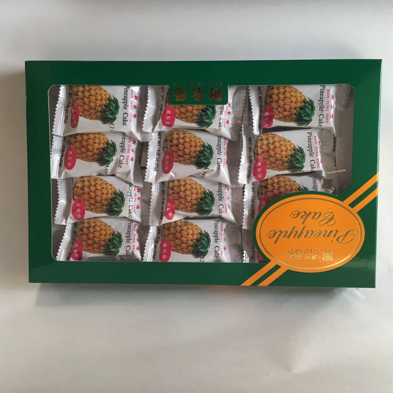 凤梨酥 300g 非常适合送礼 有礼品袋哦 需要礼品袋请提前告知我 新東陽台湾产