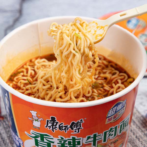 康師傅香辣牛肉面 桶装 108g
