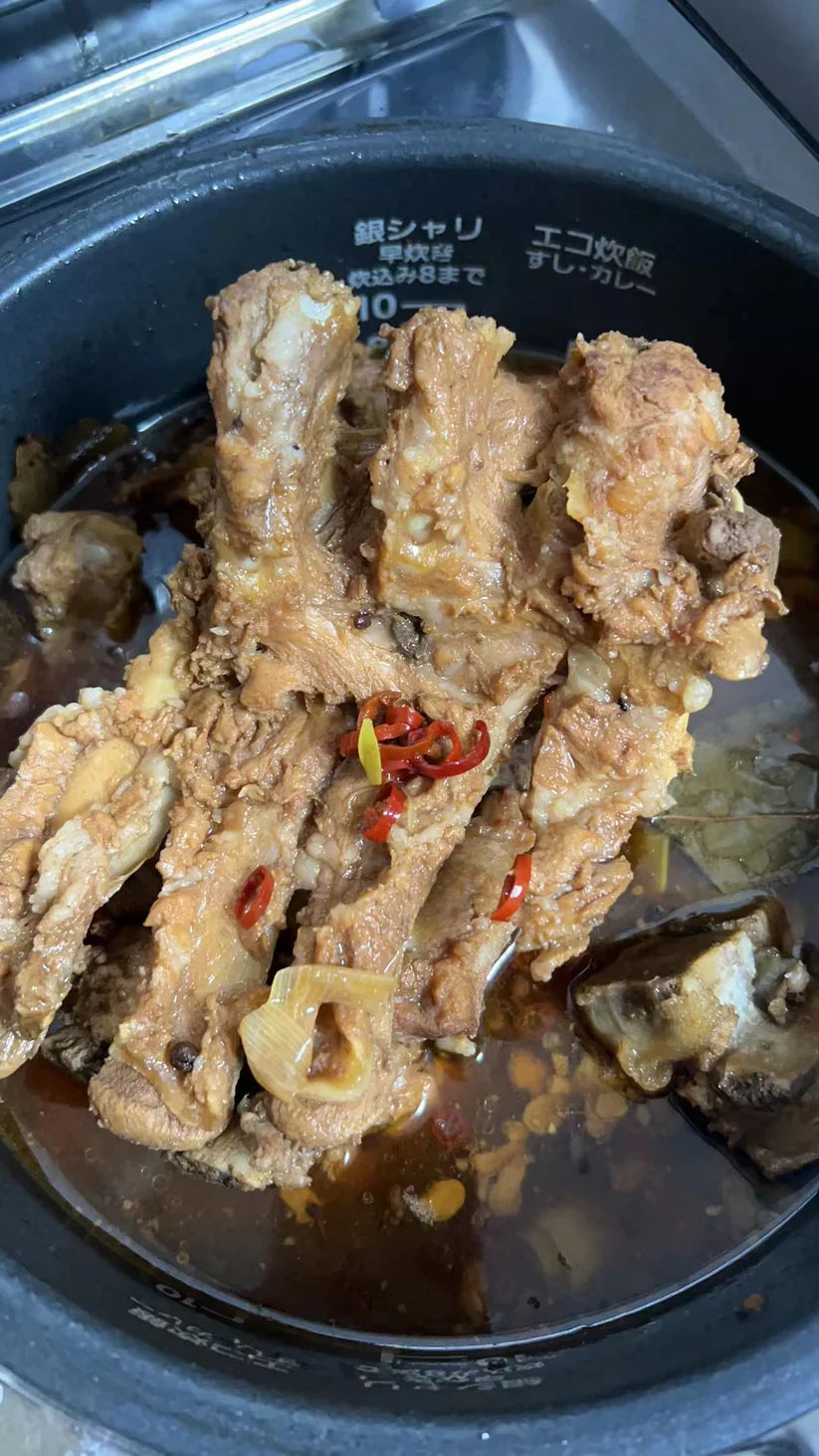 A送料無料    日本国产  新鲜多肉猪肩骨 10kg  冷冻发货