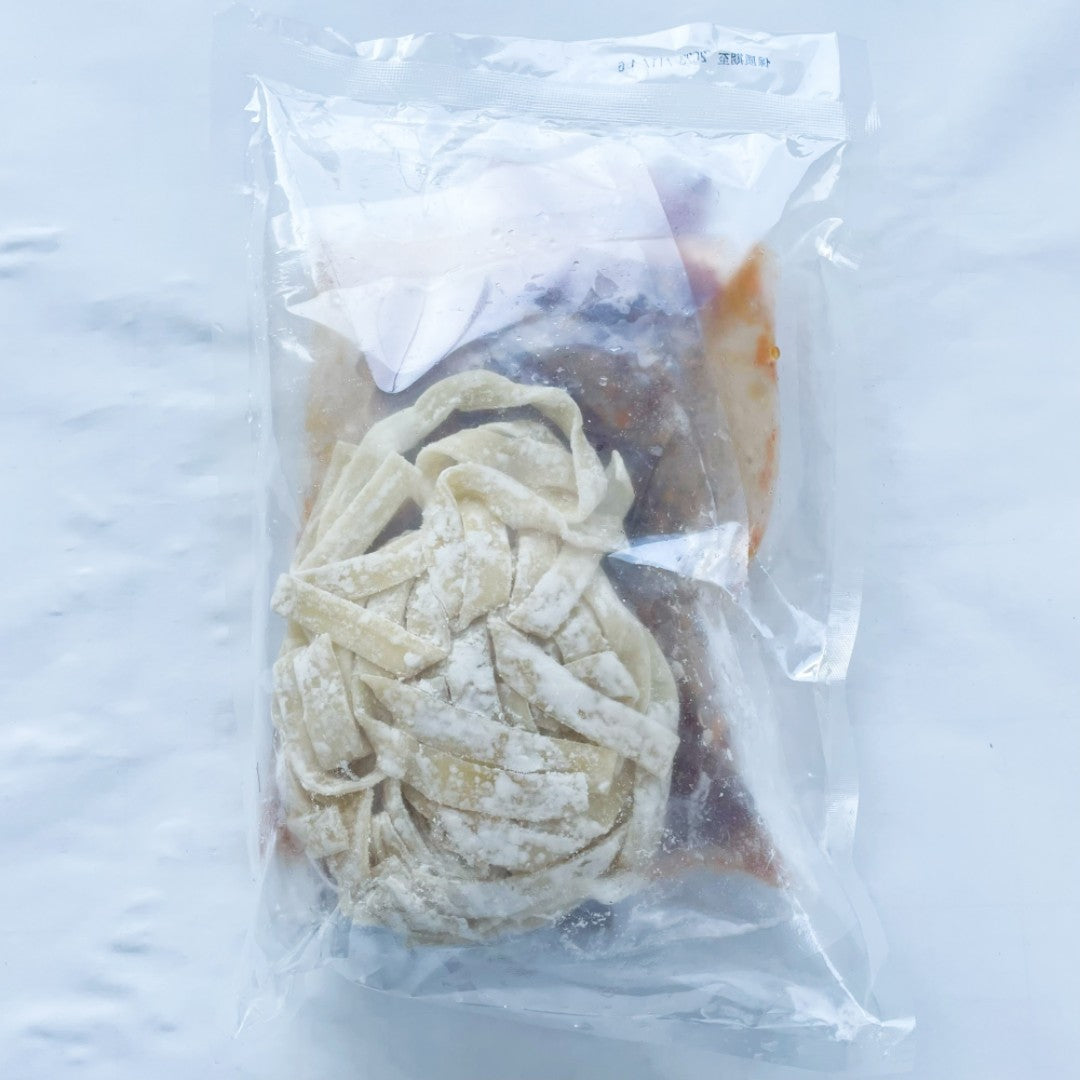 亮哥牛肉面 刀削 約560g  日本国内加工  原价1193円 冷凍品